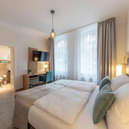 24/7 Selfcheckin Guest house Leer