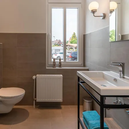 בית הארחה 24/7 Selfcheckin לייר