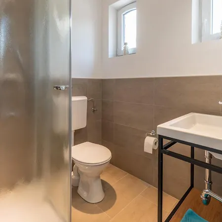 Gasthuis 24/7 Selfcheckin Leer